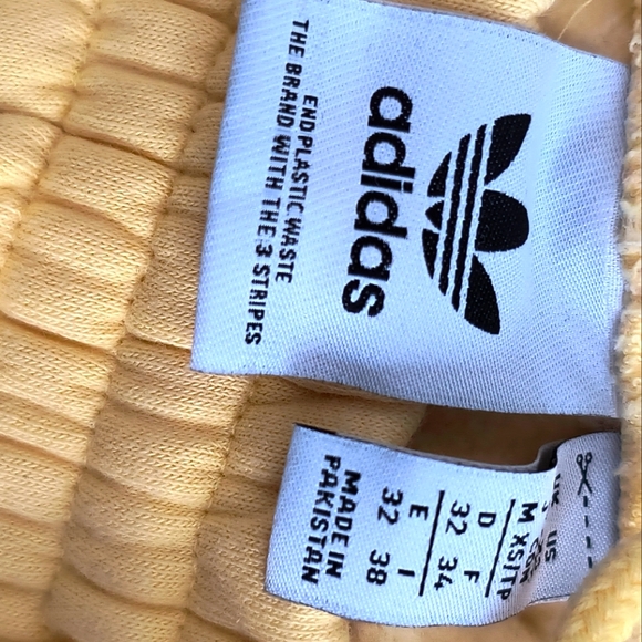 Adidas Women's Sweatpants.Adidas WOMEN'S Sweatpants. Features 2 front po - Picture 8 of 16